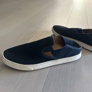 Olukai Slides